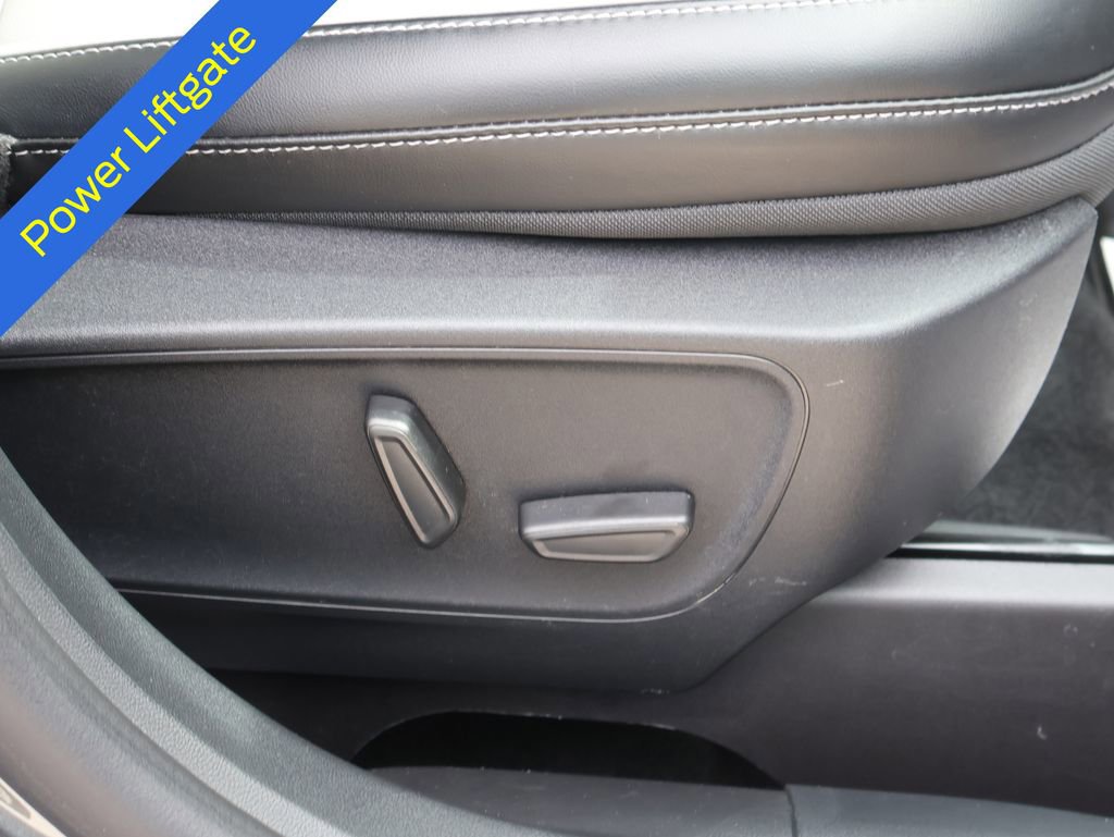 Certified 2025 Ford Escape Platinum image 11