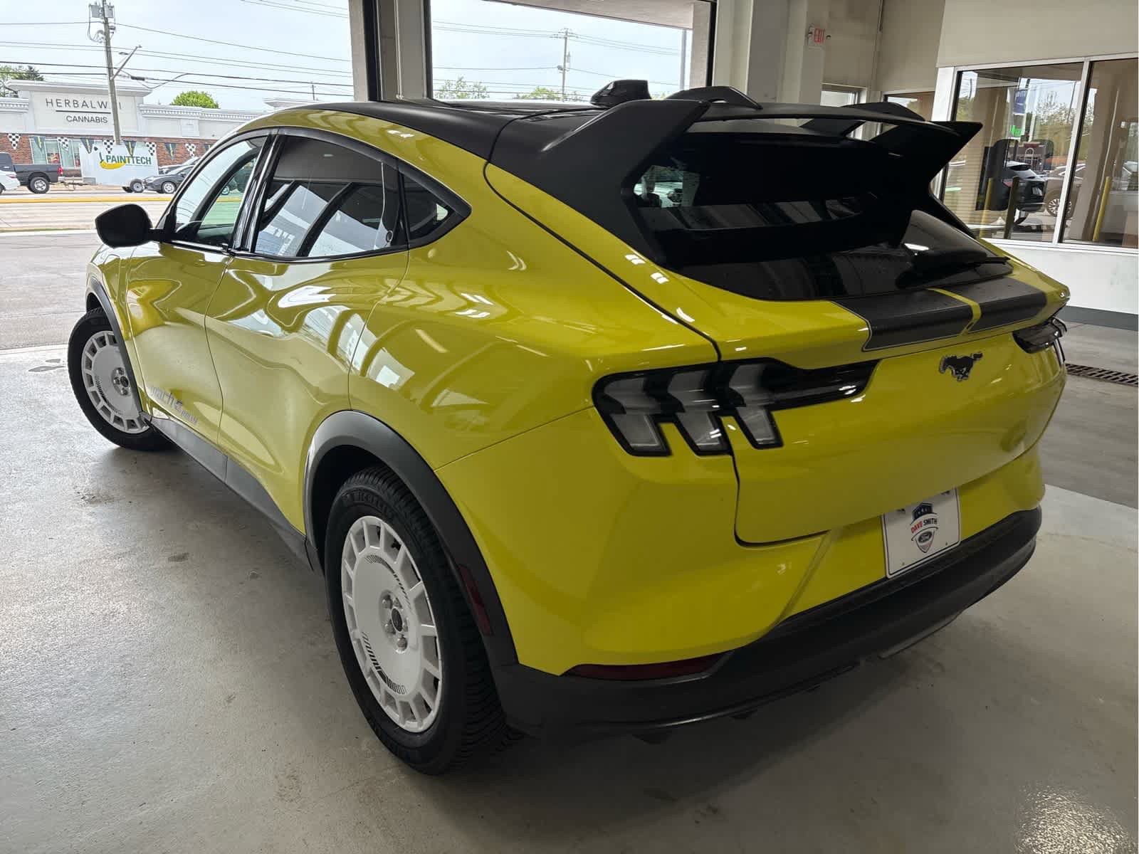 Certified 2025 Ford Mustang Mach-E GT AWD/4WD image 6