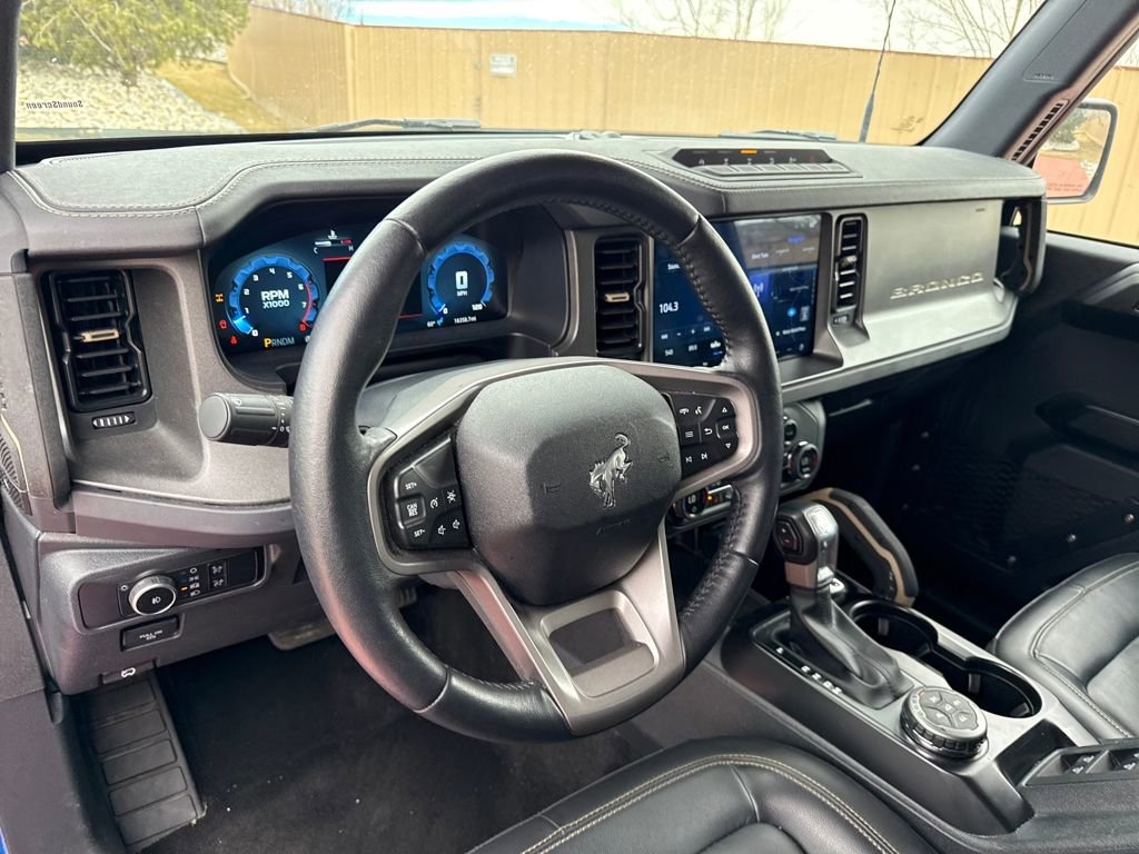 Certified 2025 Ford Bronco Badlands AWD/4WD image 14