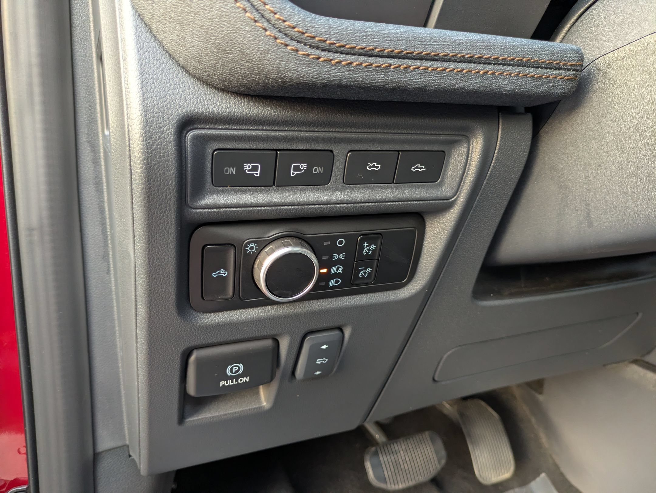 Certified 2024 Ford F150 Lightning Lariat AWD/4WD image 19