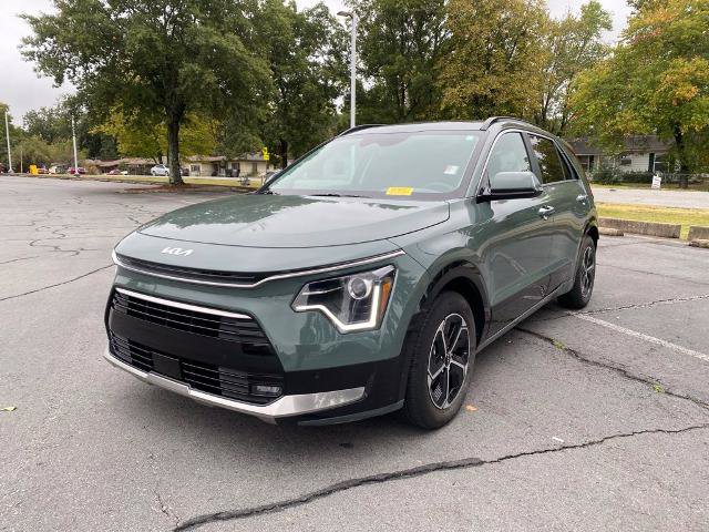 Used 2026 Kia Niro FWD image 3