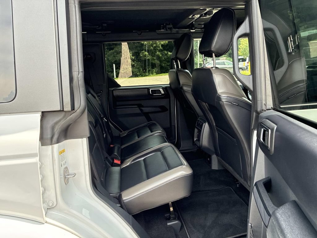 Certified 2025 Ford Bronco Outer Banks AWD/4WD image 10