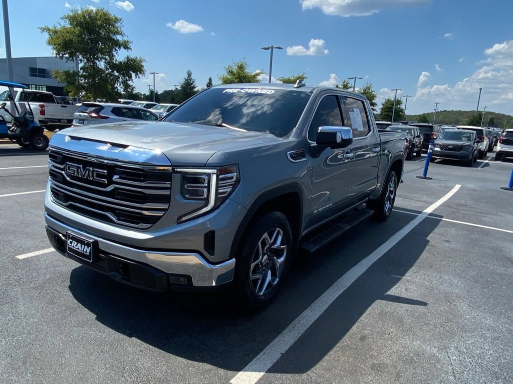 Used 2024 GMC Sierra 1500 SLT w/ SLT Convenience Package AWD/4WD image 3