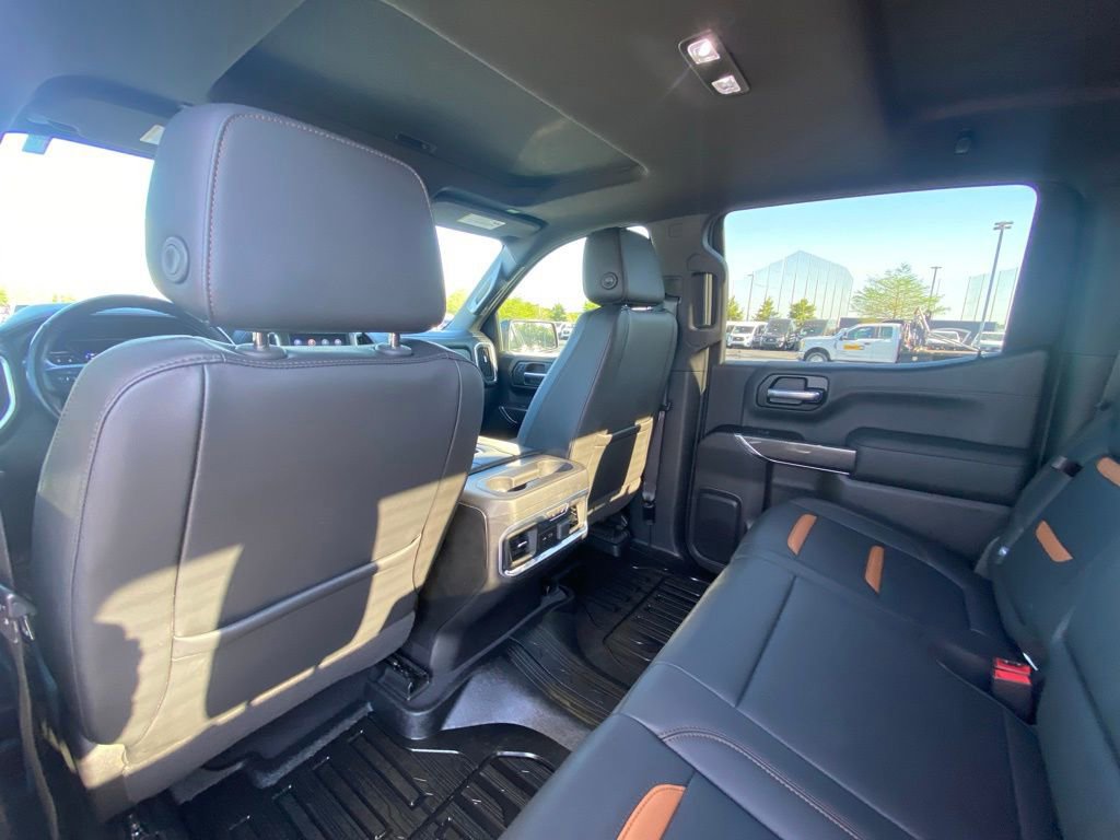 Used 2020 GMC Sierra 1500 AT4 w/ AT4 Premium Package AWD/4WD image 23