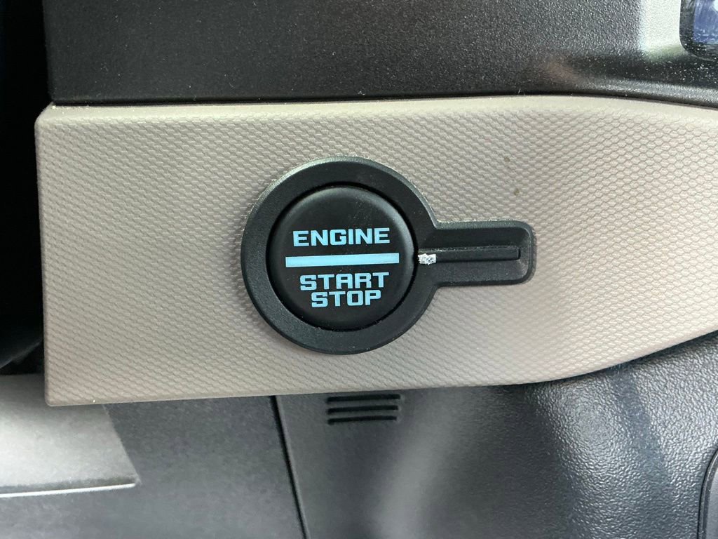 Certified 2022 Ford Bronco Wildtrak AWD/4WD image 39