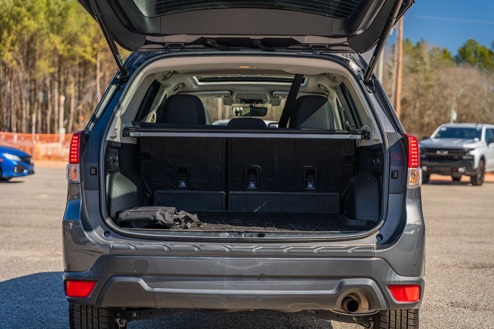 Used 2020 Subaru Forester Premium image 17