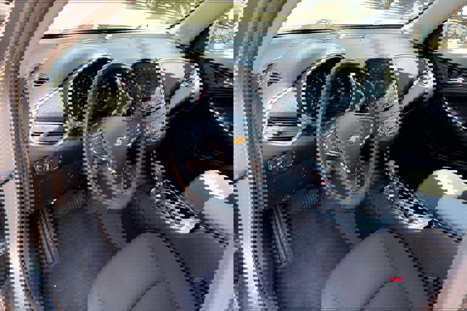 Used 2024 Chevrolet Malibu RS image 18