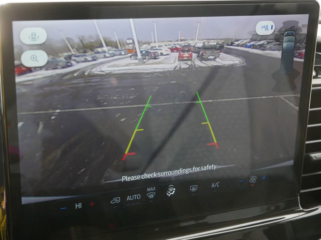 Certified 2023 Ford Transit 350 XLT image 23