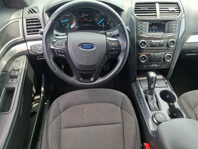 Certified 2017 Ford Explorer XLT AWD/4WD image 12