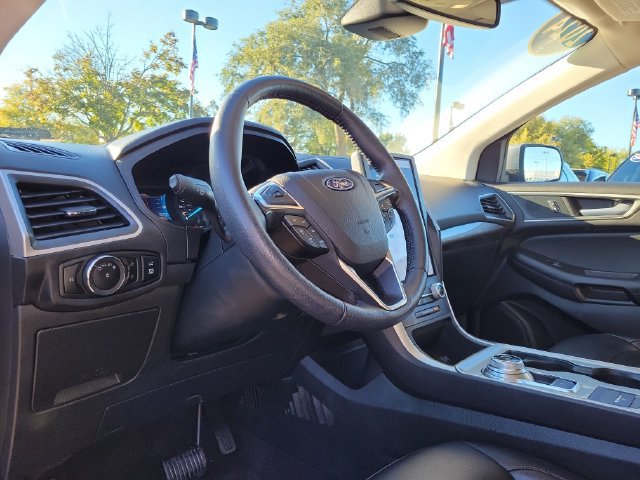 Certified 2024 Ford Edge SEL w/ Convenience Package AWD/4WD image 10