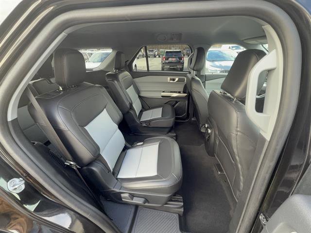 Certified 2023 Ford Explorer XLT w/ Equipment Group 202A AWD/4WD image 26