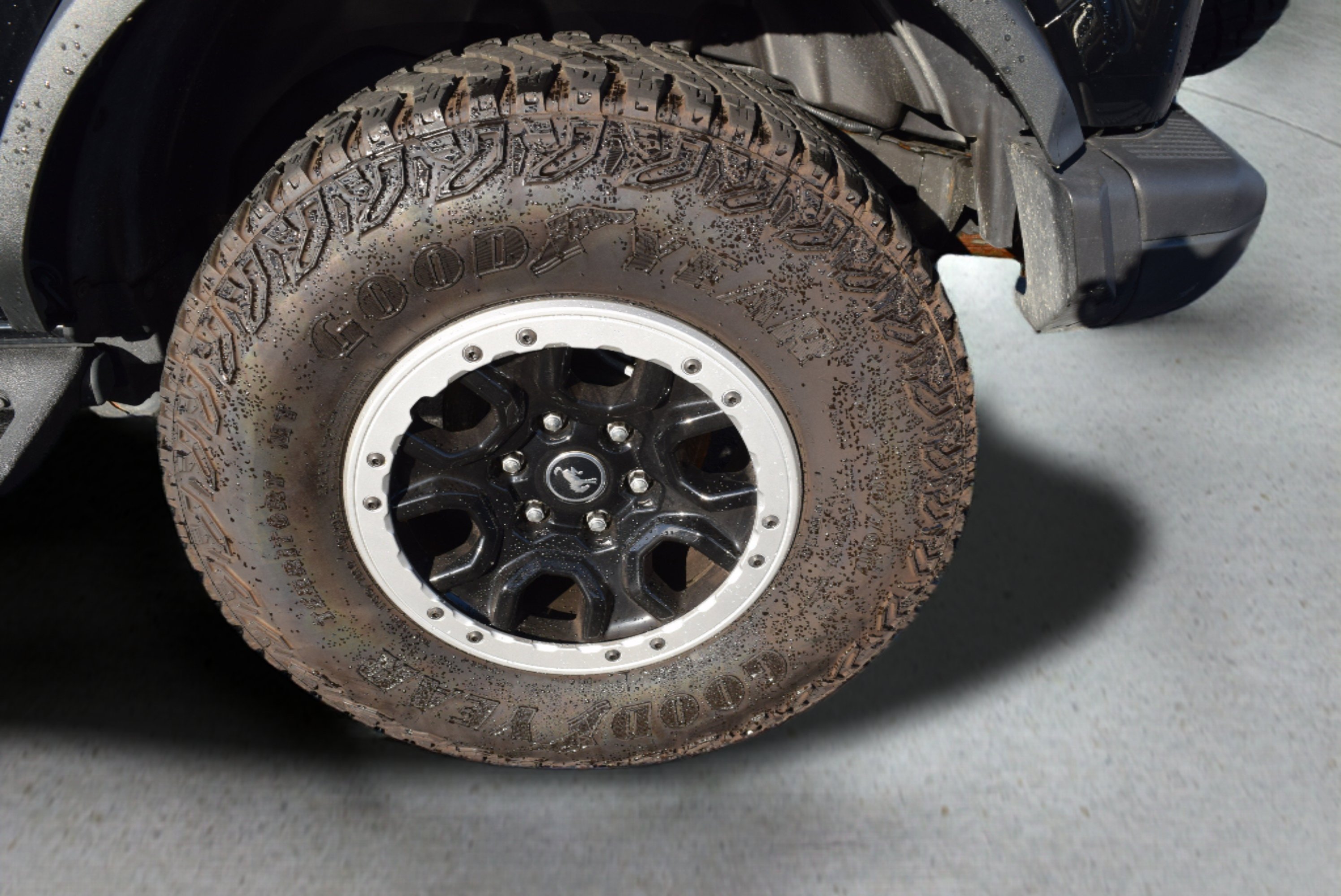 Certified 2023 Ford Bronco Badlands w/ Sasquatch Package AWD/4WD image 6