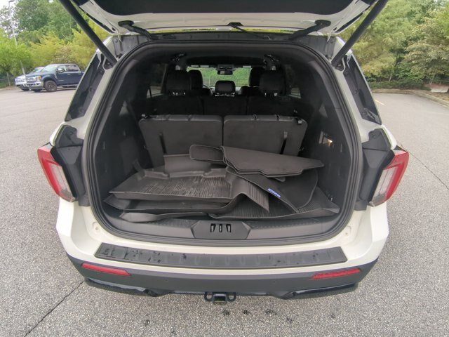 Certified 2025 Ford Explorer ST-Line w/ Premium Package AWD/4WD image 25