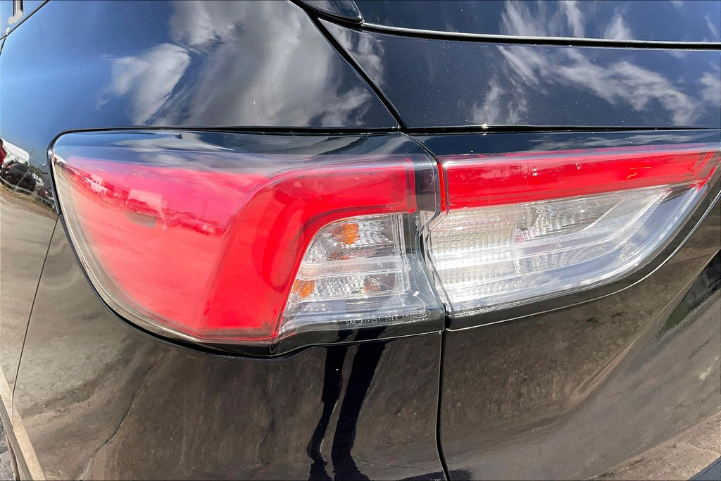 Certified 2022 Ford Escape SEL FWD image 29