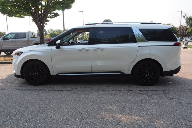 Used 2022 Kia Carnival SX Prestige FWD image 4