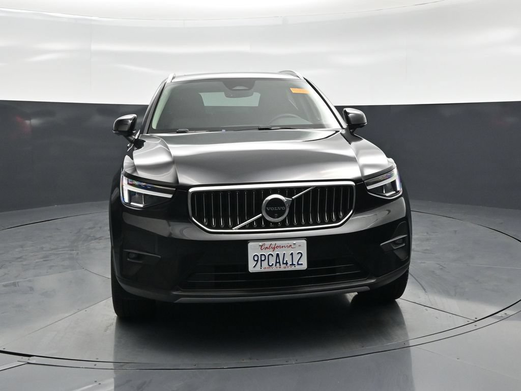 Used 2025 Volvo XC40 B5 Plus AWD/4WD image 56
