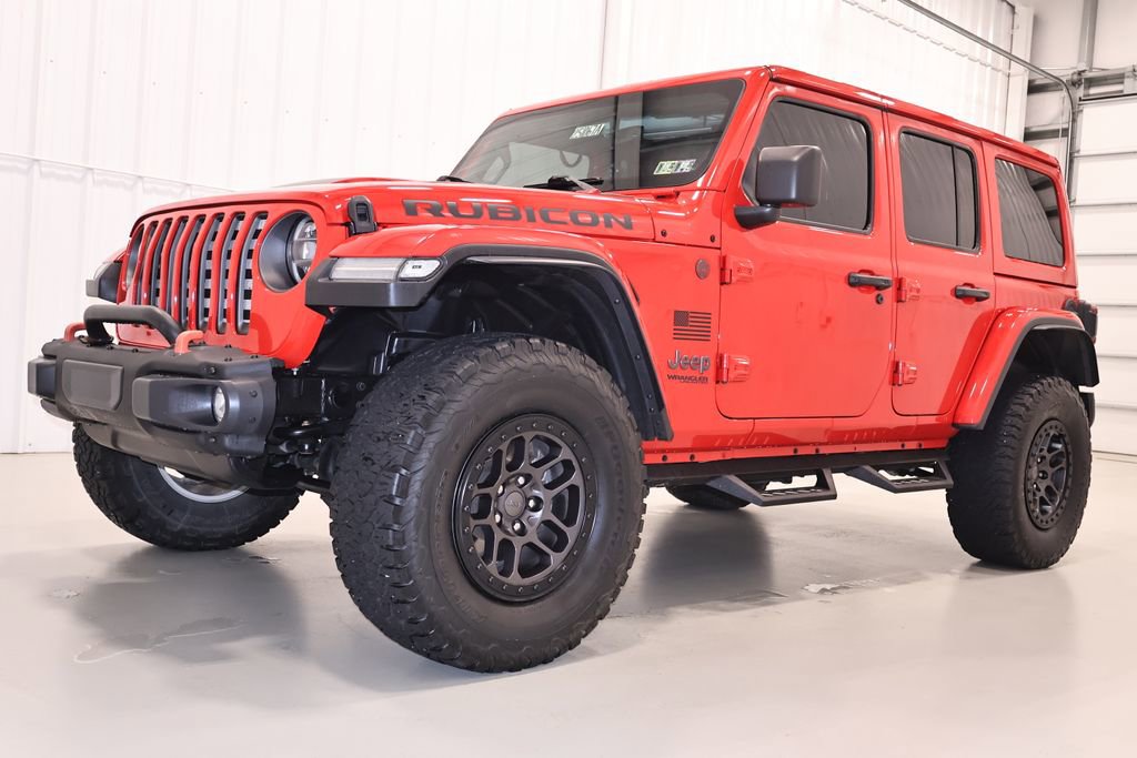 Used 2022 Jeep Wrangler Unlimited Rubicon w/ Xtreme Recon 35" Tire Package AWD/4WD image 6
