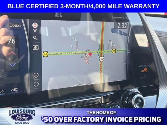 Used 2021 Toyota Highlander Platinum image 18