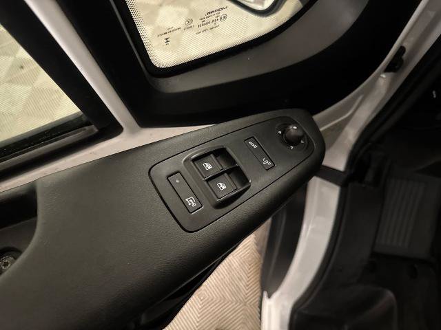 Used 2025 RAM ProMaster 2500 w/ Convenience Group FWD image 16