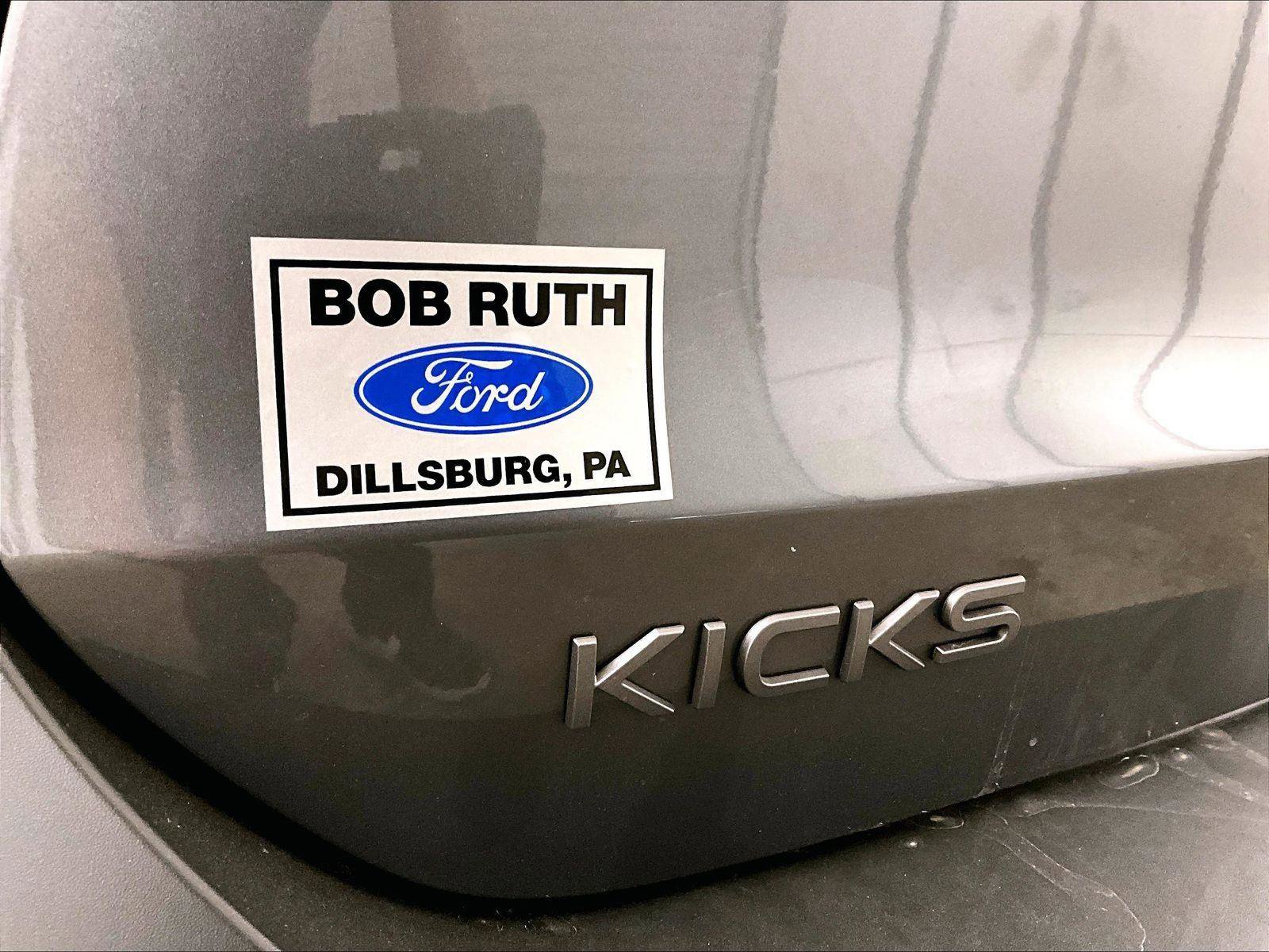 Used 2025 Nissan Kicks SV image 13