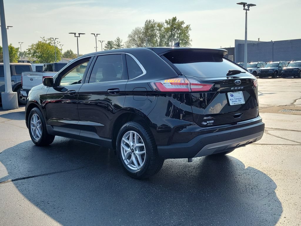Certified 2024 Ford Edge SEL w/ Convenience Package AWD/4WD image 6