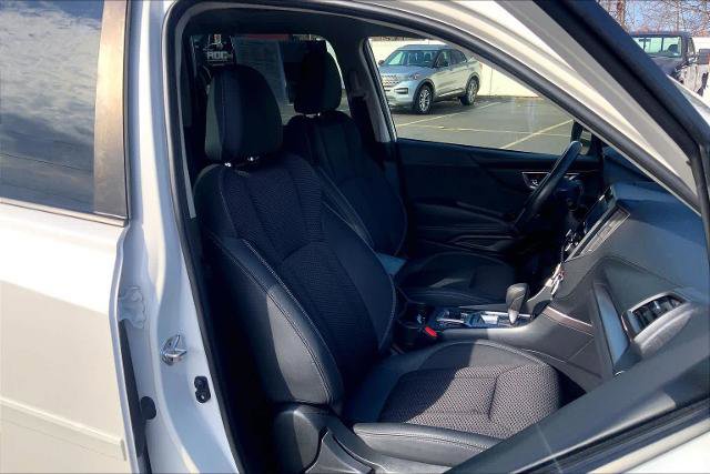 Used 2022 Subaru Forester Premium AWD/4WD image 8