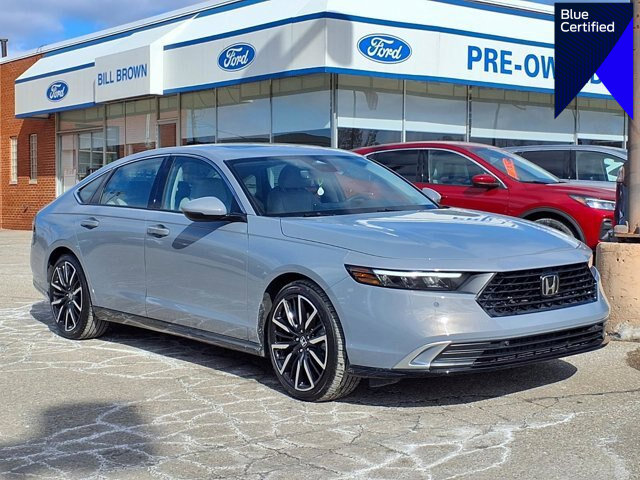 Used 2025 Honda Accord Touring image 1