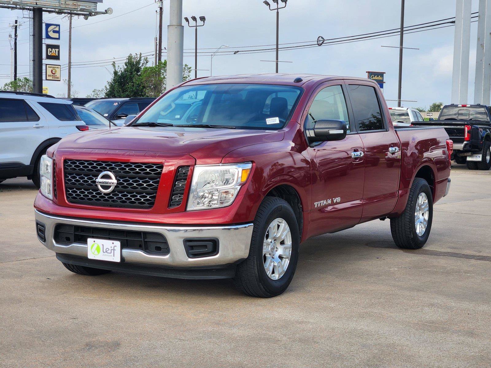 Used 2019 Nissan Titan SV RWD image 3