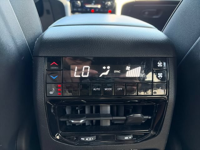 Used 2025 Jeep Grand Cherokee L Limited AWD/4WD image 26