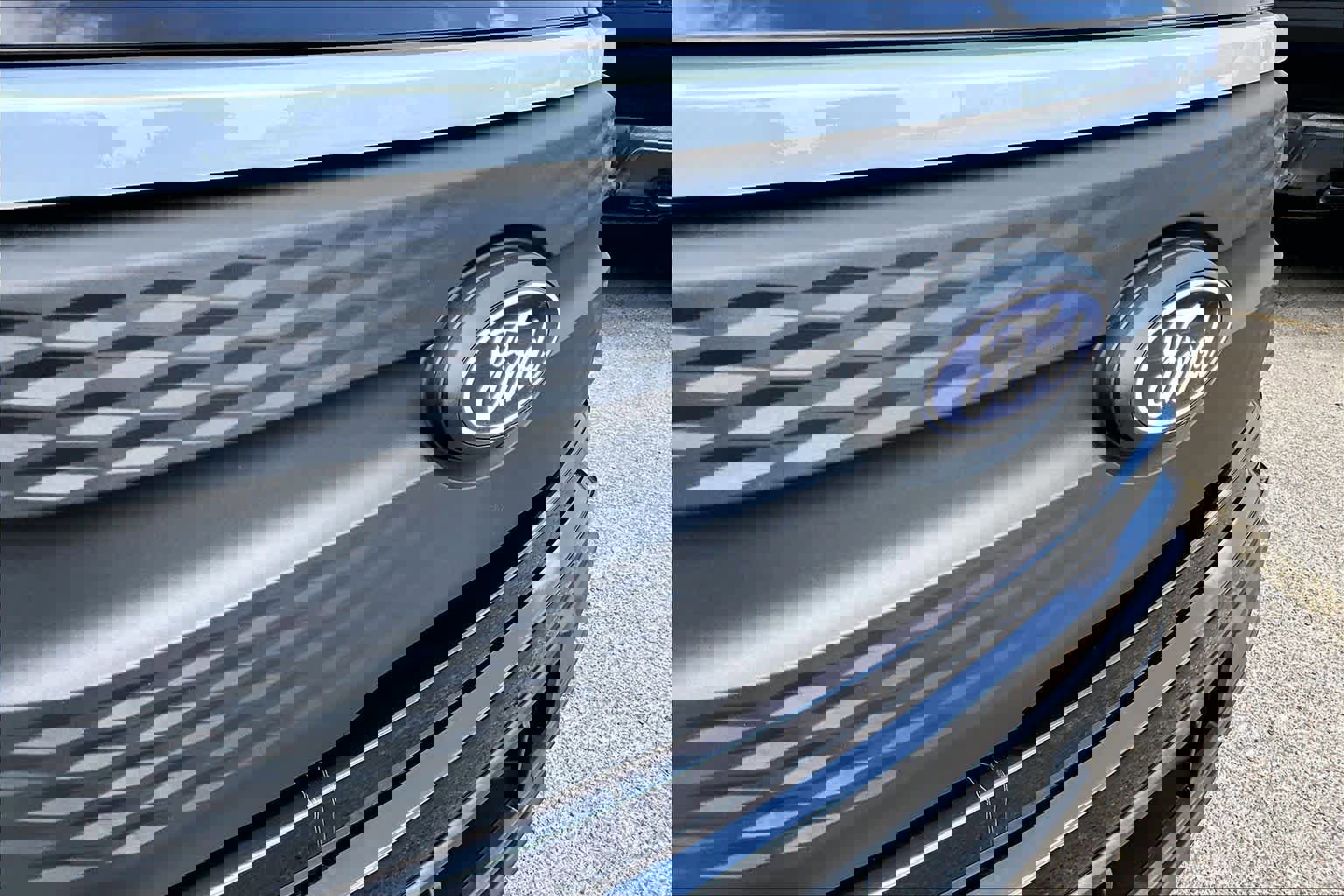 Certified 2025 Ford F150 Lightning XLT w/ Max Trailer Tow Package image 30