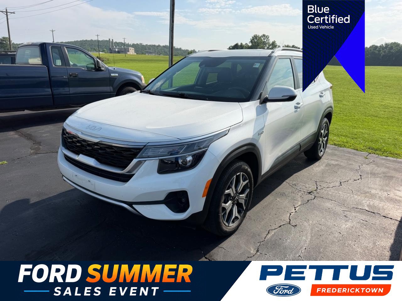 Used 2023 Kia Seltos EX AWD/4WD image 1