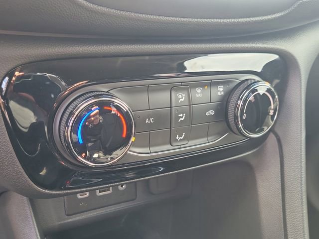 Used 2020 Buick Encore GX Preferred FWD image 21