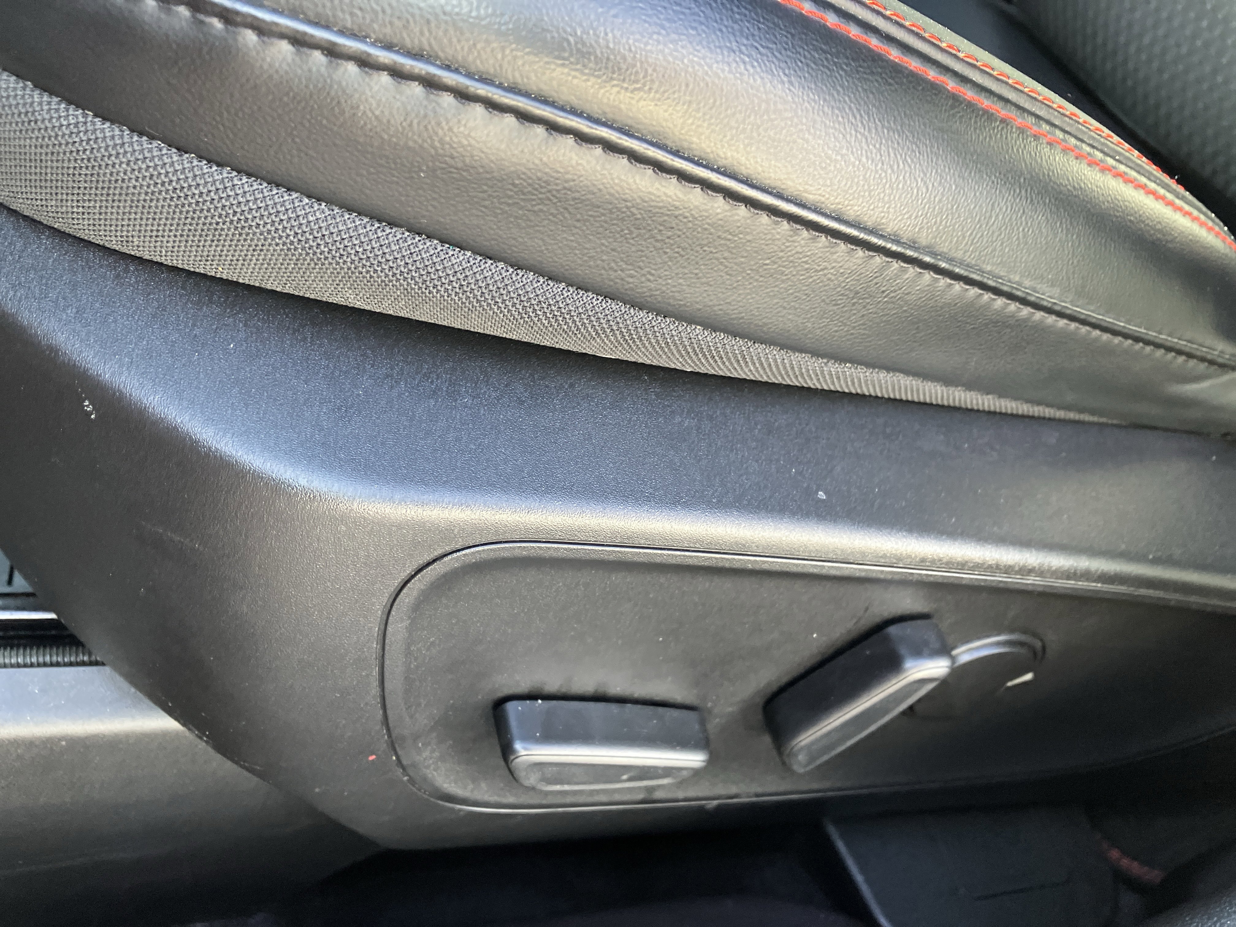 Certified 2023 Ford Escape ST-Line w/ Tech Pack #1 image 35