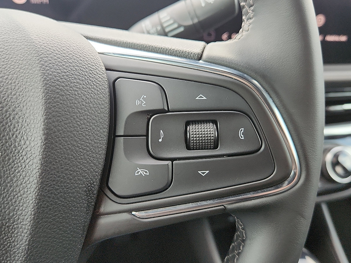 Used 2026 Buick Envista Sport Touring FWD image 22
