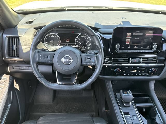 Used 2024 Nissan Pathfinder Rock Creek AWD/4WD image 14
