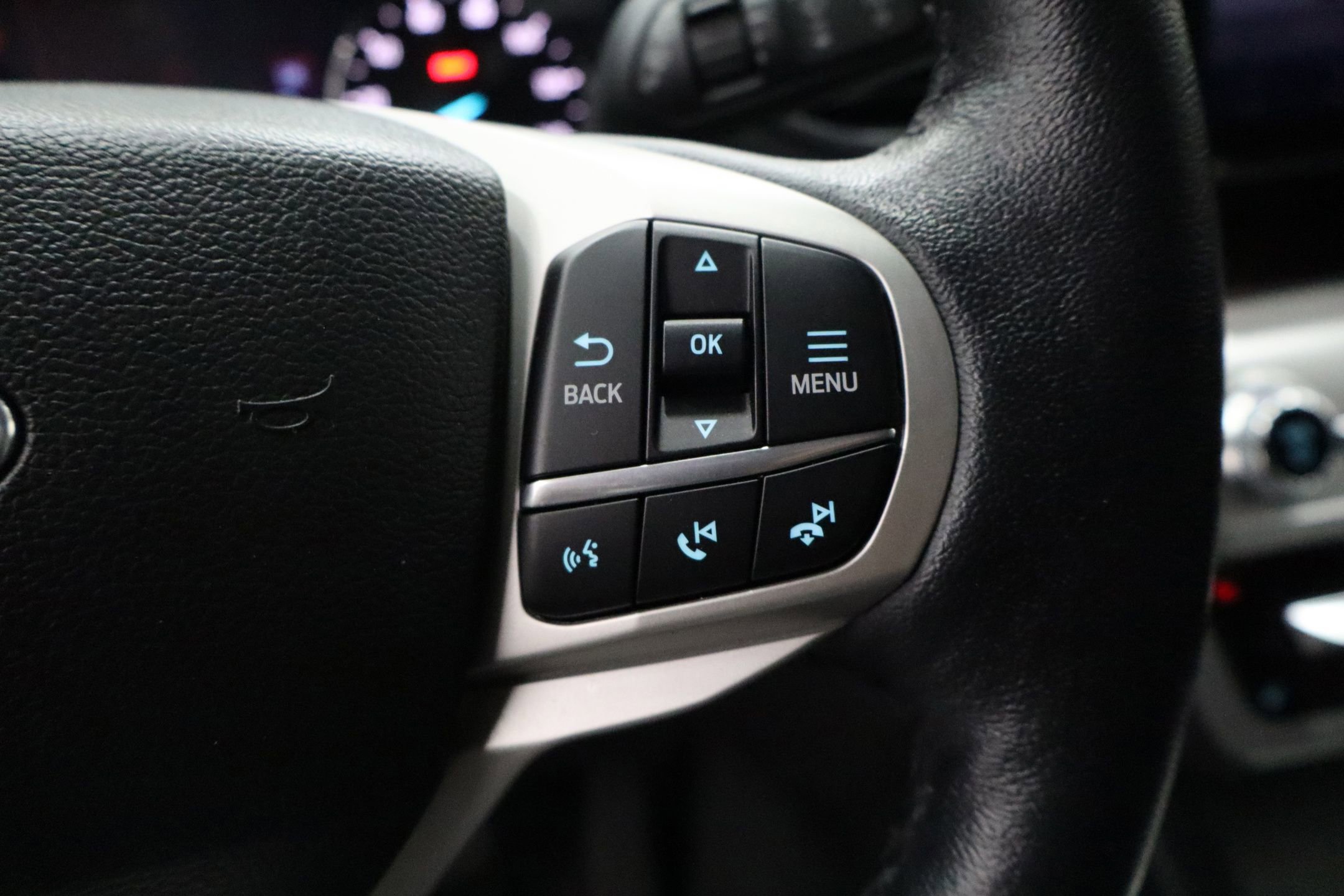 Certified 2023 Ford Explorer XLT w/ Equipment Group 202A image 16