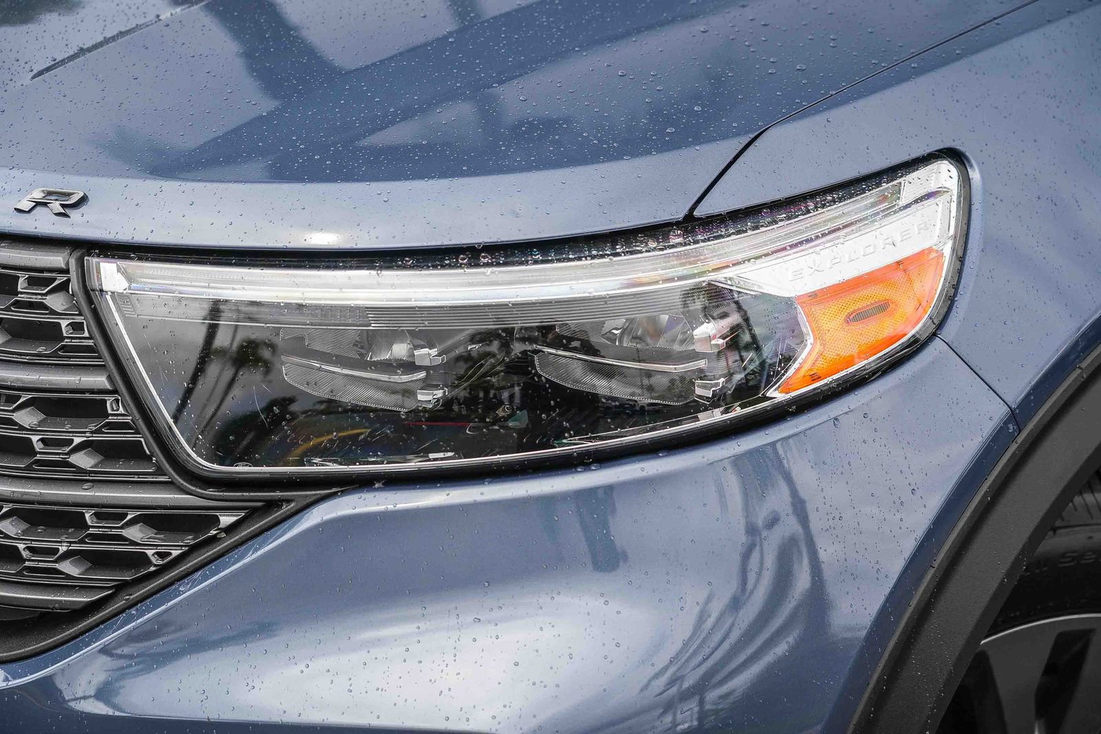 Certified 2021 Ford Explorer XLT w/ Equipment Group 202A image 2