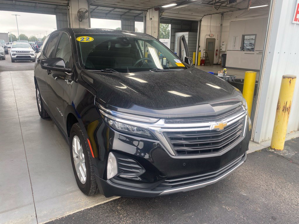 Used 2022 Chevrolet Equinox LT AWD/4WD image 1