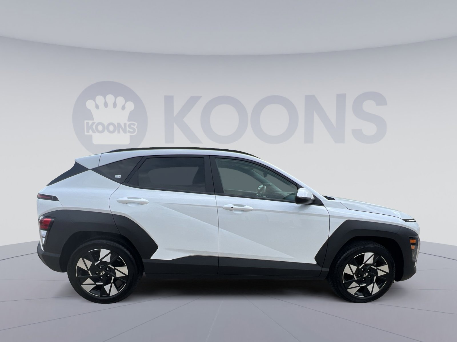 Used 2025 Hyundai Kona SEL FWD image 12