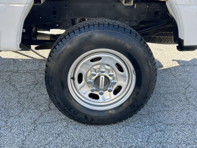 Certified 2017 Ford F250 XL w/ Power Equipment Group AWD/4WD image 11
