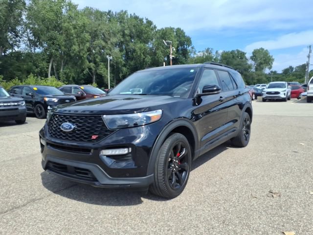 Certified 2024 Ford Explorer ST w/ Equipment Group 401A AWD/4WD image 3