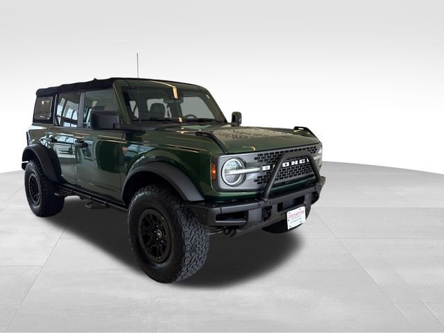 Certified 2022 Ford Bronco Badlands w/ Sasquatch Package AWD/4WD image 4