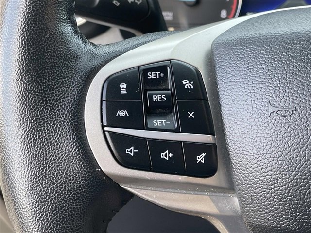Certified 2022 Ford Explorer XLT w/ Equipment Group 202A image 10