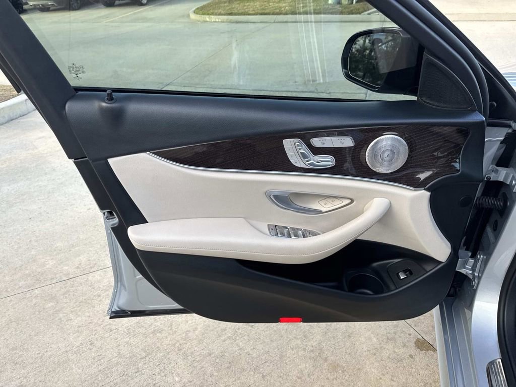 Used 2021 Mercedes-Benz E 350 E 350 image 20