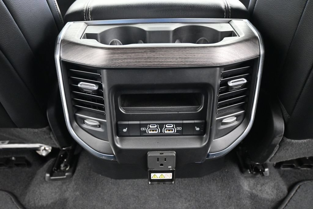 Used 2025 RAM 1500 Laramie AWD/4WD image 22