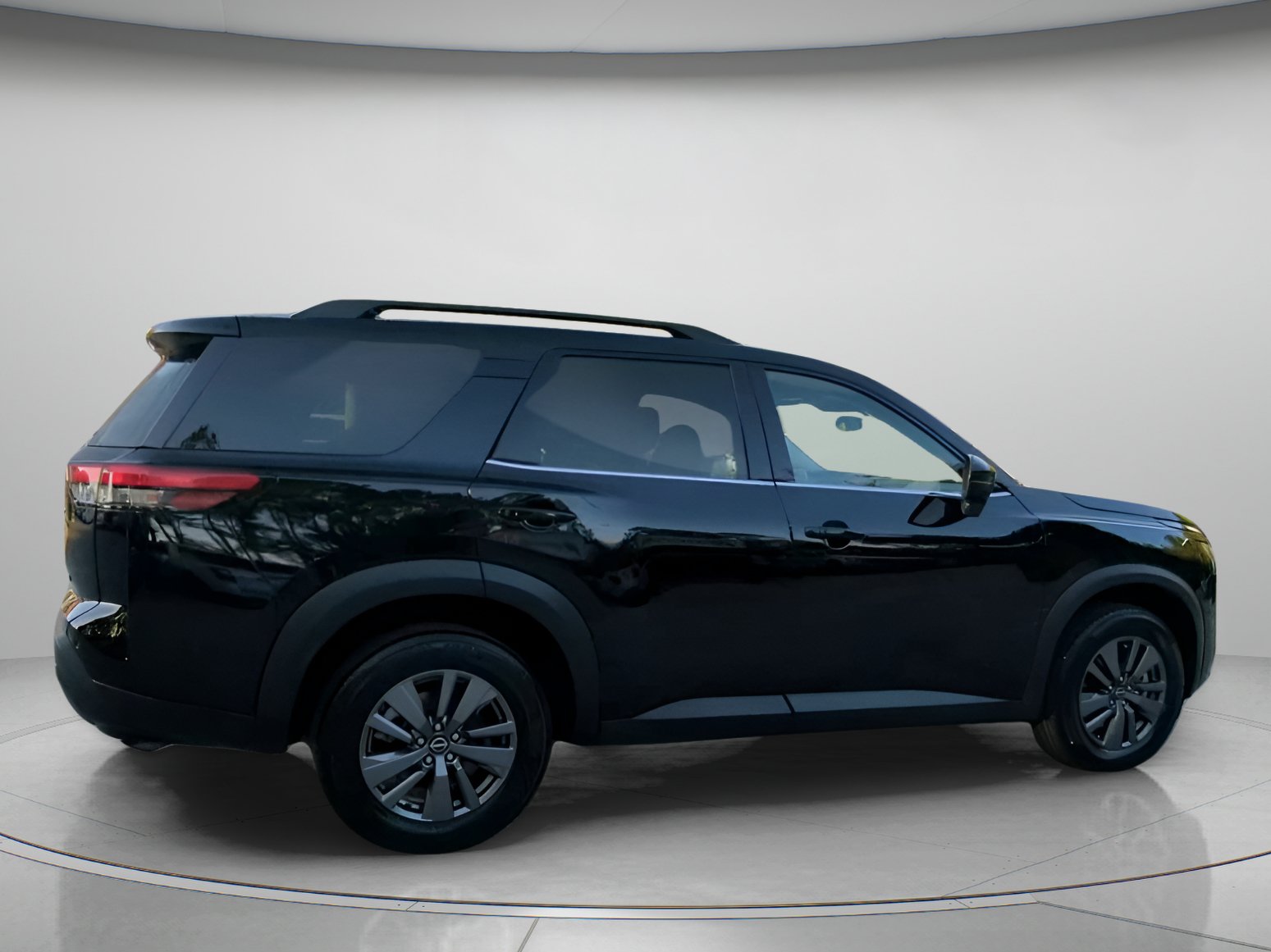 Used 2024 Nissan Pathfinder SV FWD image 30