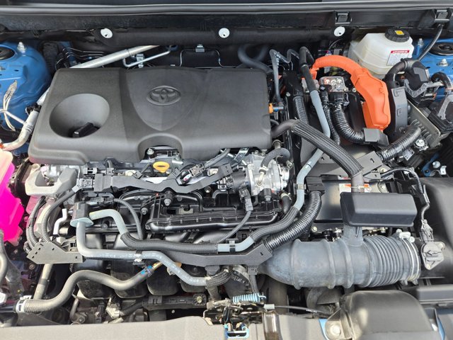 Used 2022 Toyota RAV4 XSE AWD/4WD image 21