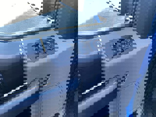 Certified 2019 Ford F150 XLT w/ Equipment Group 302A Luxury image 11