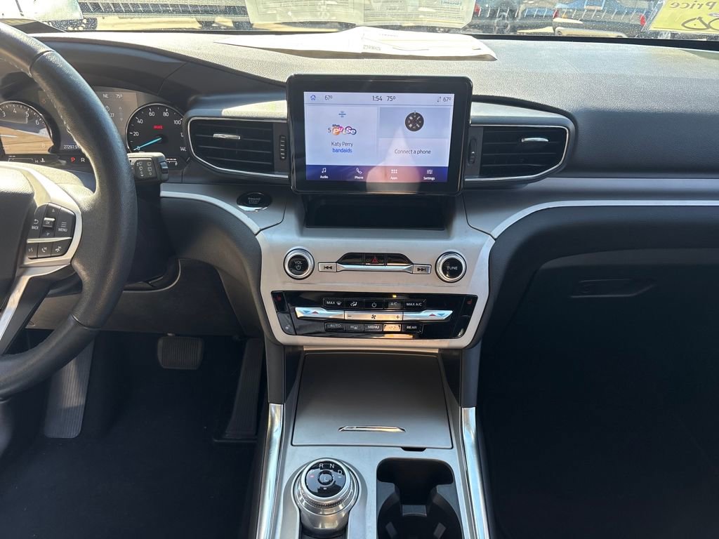 Certified 2023 Ford Explorer XLT w/ Equipment Group 202A image 22