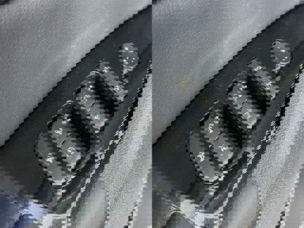 Used 2023 Kia Sportage X-Line w/ X-Line Premium Package image 29